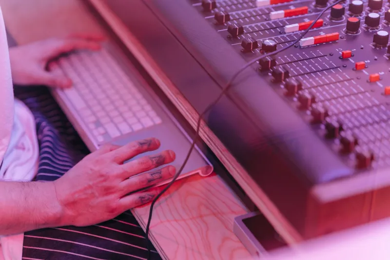 808s Meet Dembow: Inside the Underground Lab Where US Producers Are Cooking Up Latin Trap's Next Chapter